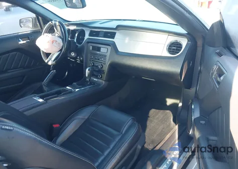 2013 Ford Mustang V6 Premium from USA, damaged, VIN 1ZVBP8EM0D5269958